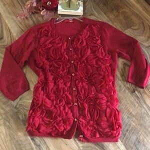 Cyrus beautiful rosette sweater
